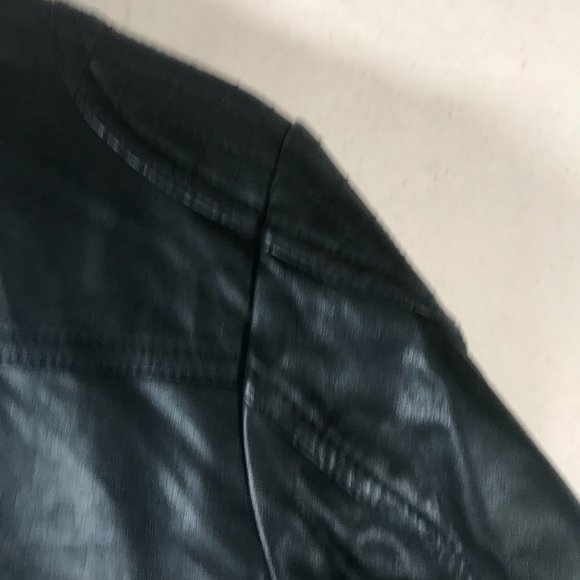 Arizona Jeans Ladies Black Faux Leather Riding Jacket. Full Zip, zip up pockets - Picture 5 of 11